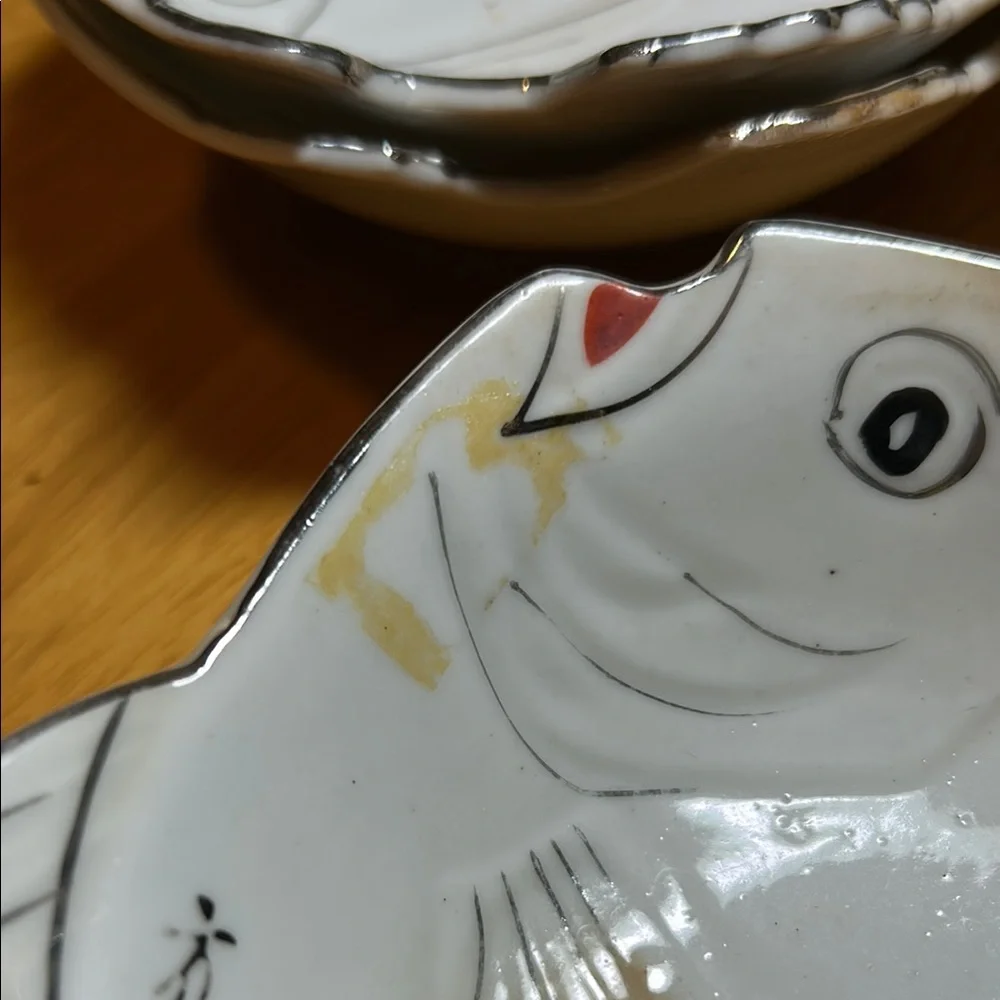 Vintage hand painted Asian style Ceramic Fish Shaped Bowls set of 4